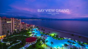 Paradise apartment, private beach condo Bay View Grand